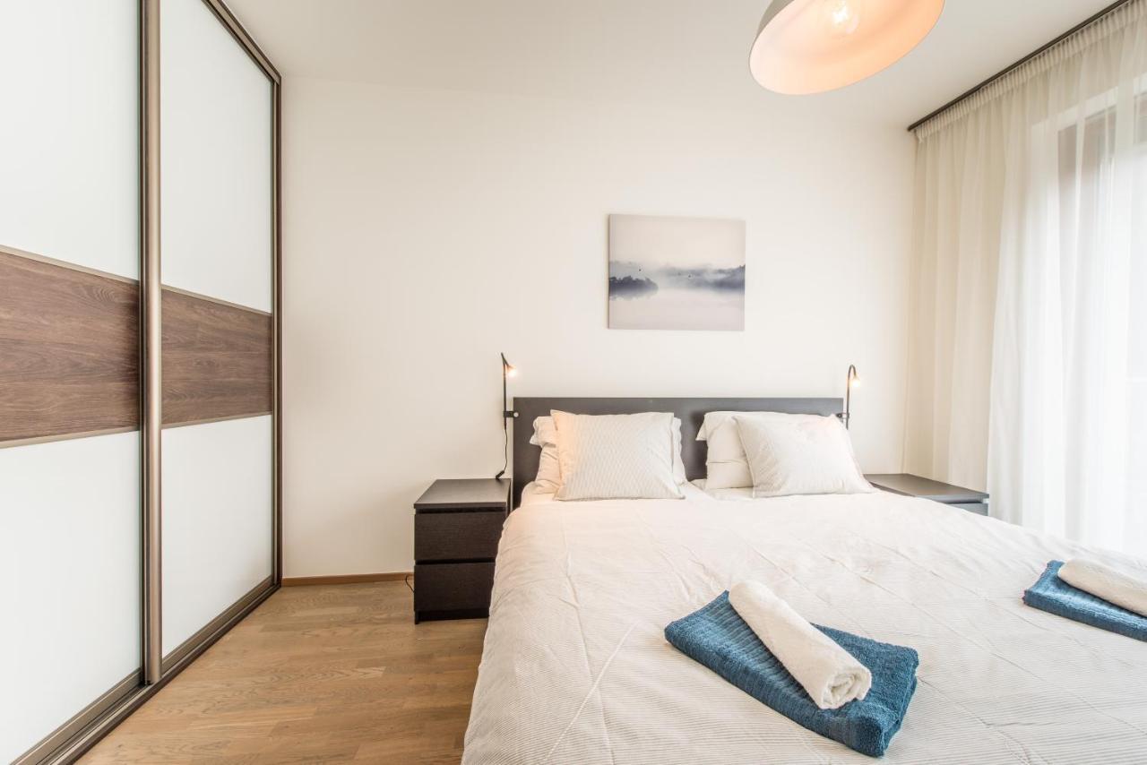 Mozart Central Apartments With Garage Прага Экстерьер фото
